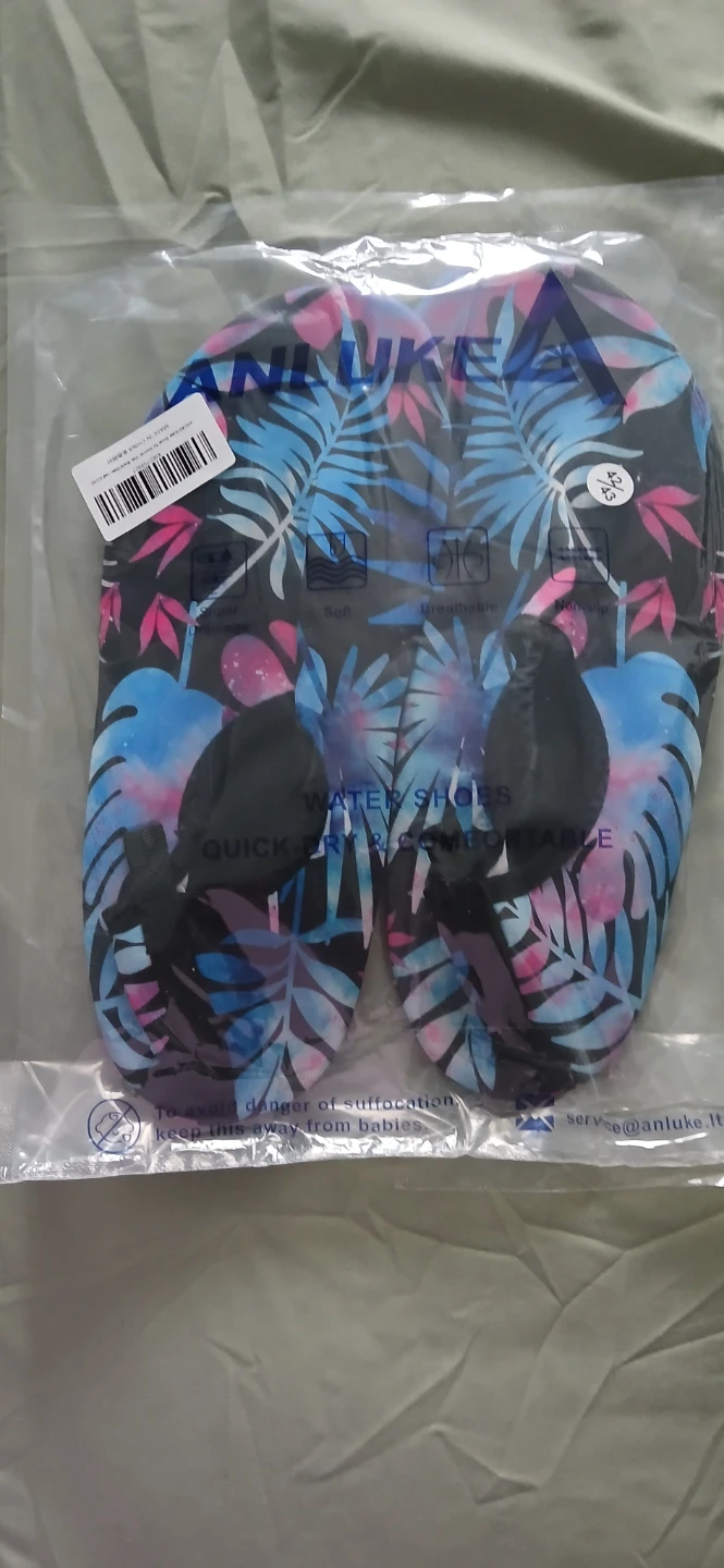Anluke Water Shoes Size 42/43