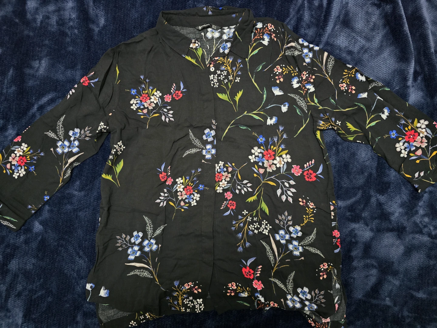 Assorted Women's Tops - Various Brands and Sizes - photo 3