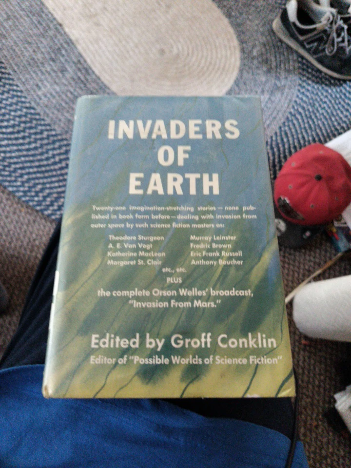 Old Boom Invaders of Earth 1952