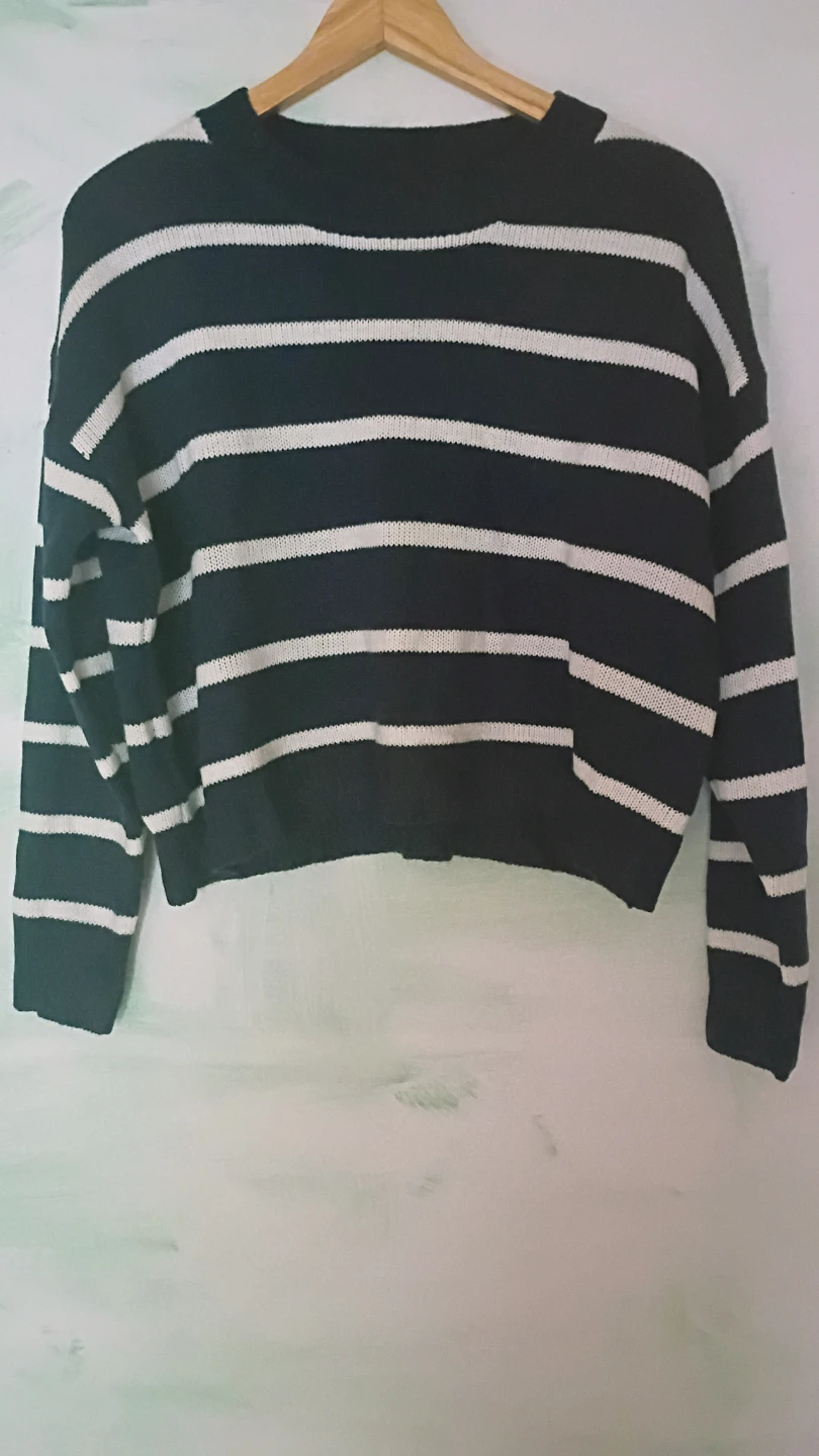 Shein Navy and White Striped Sweater and Shorts Set - photo 3