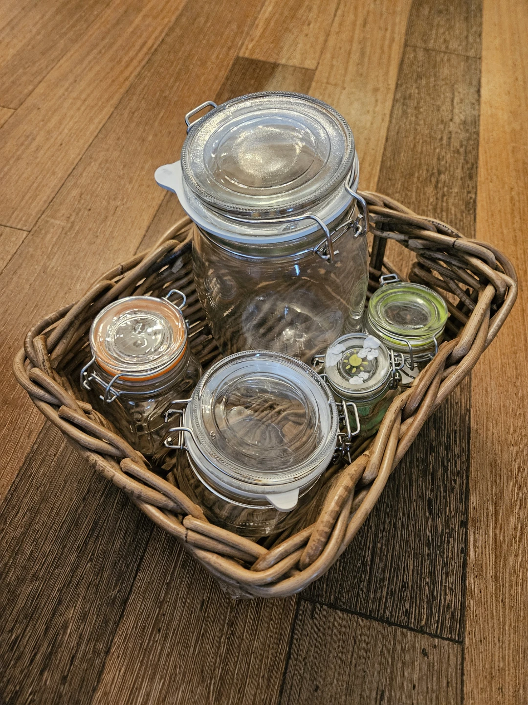 5 Airtight Glass Jars