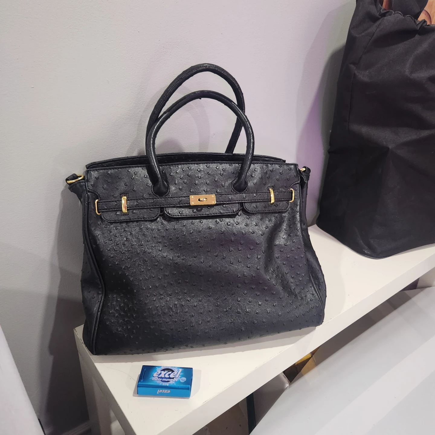 Black Ostrich Embossed leather Large Handbag - photo 3
