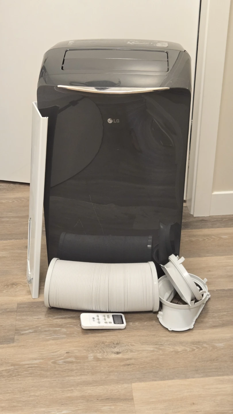 LG Portable Air Conditioner - photo 2