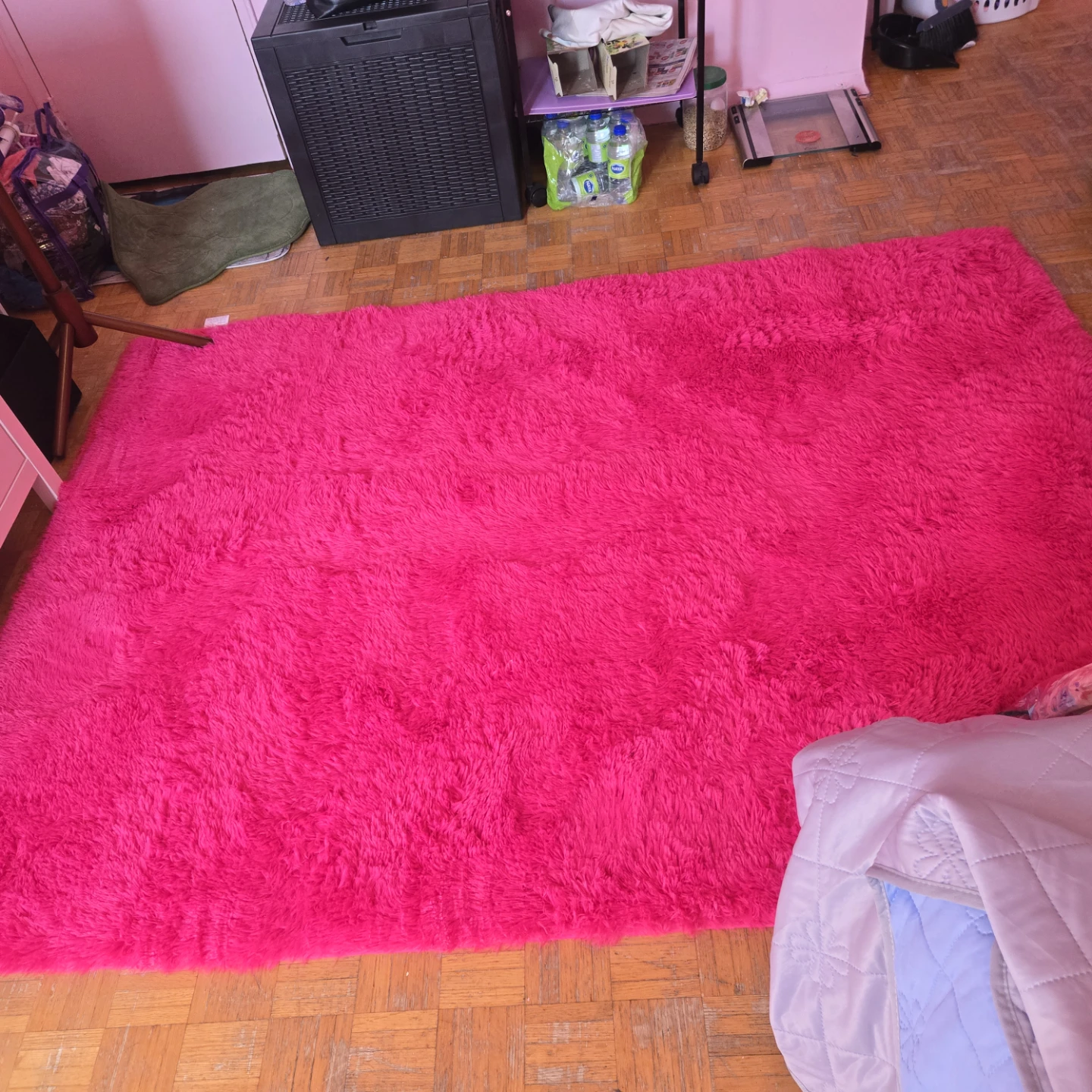 Rose pink fluffy rug.5 by 7