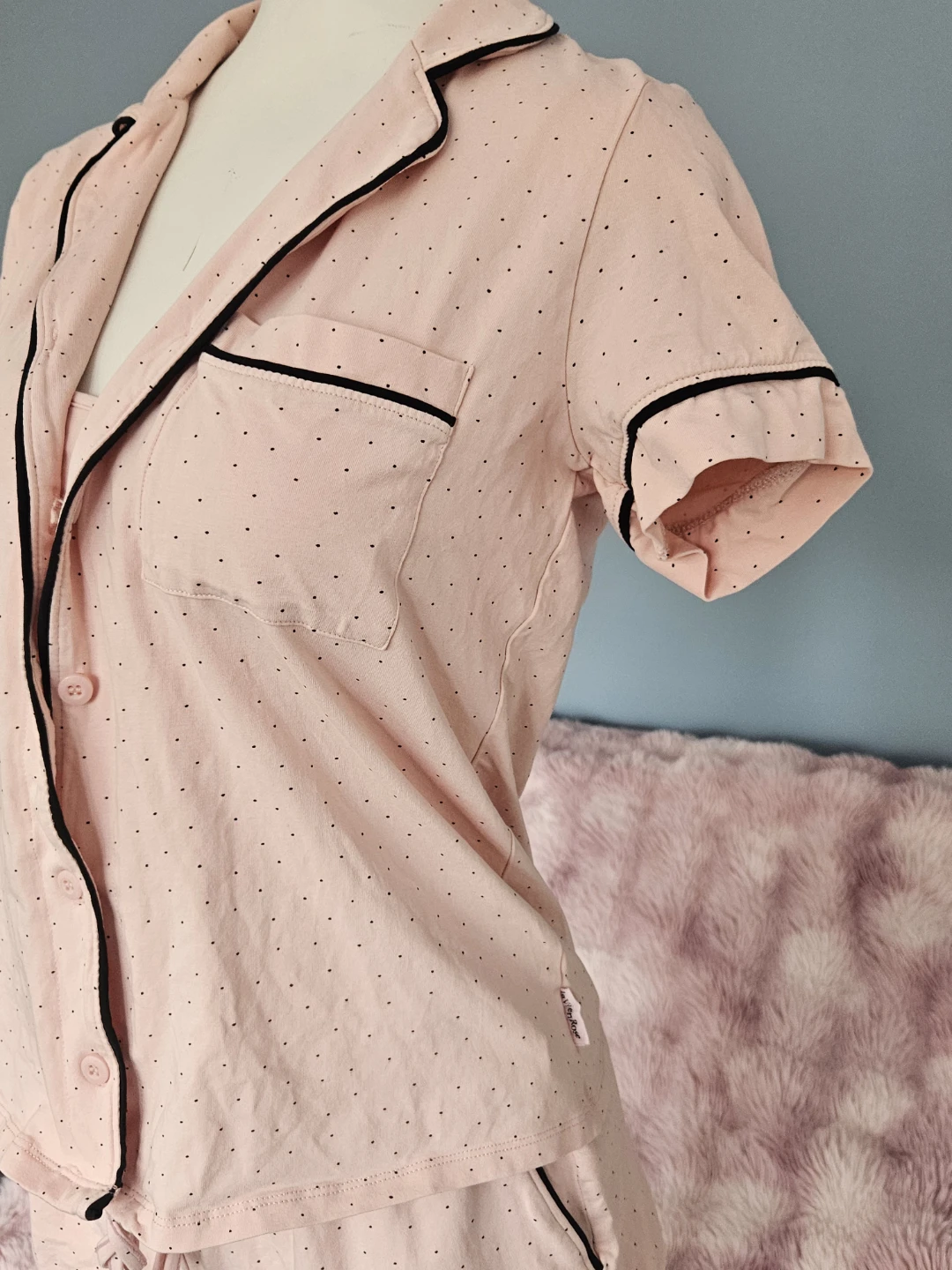 pink and black polkadot pajama top - photo 4