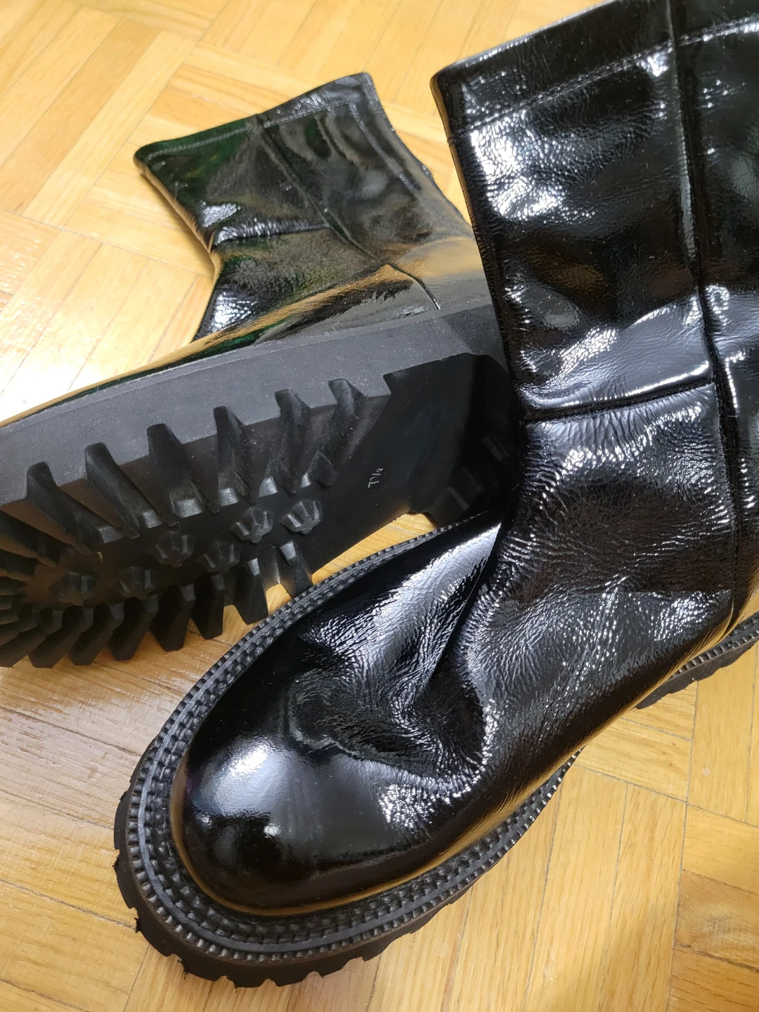 Seychelles Black Patent Lug Sole Boots - photo 3
