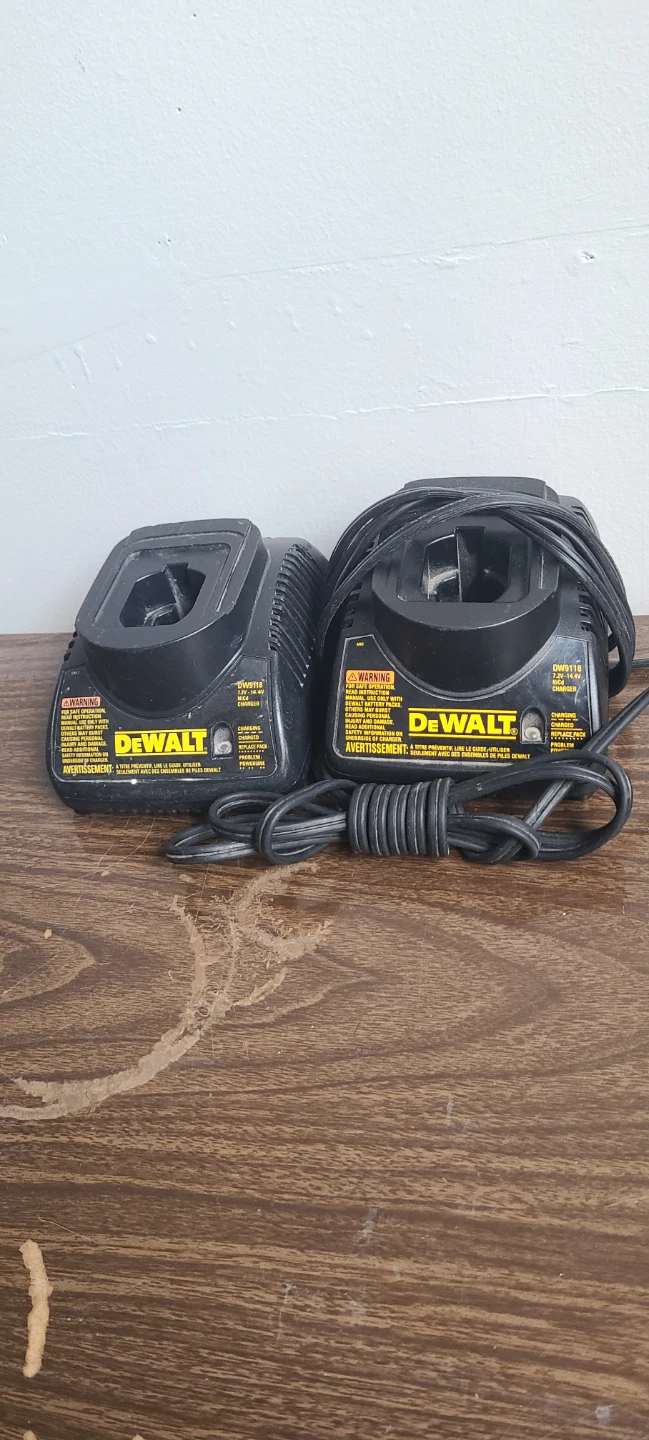 DeWalt DW9118 7.2-14.4V Battery Charger Power Tool construction - photo 2