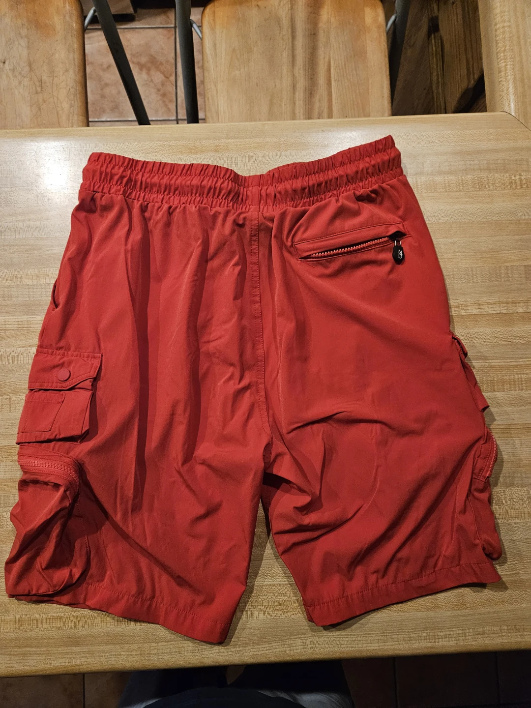 Makobi Red Cargo Shorts Size L - photo 2
