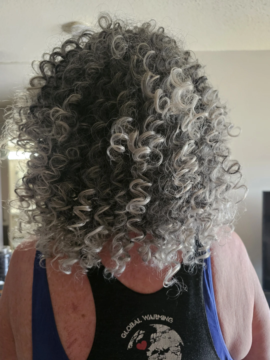 Wig, curly grey and black - photo 5