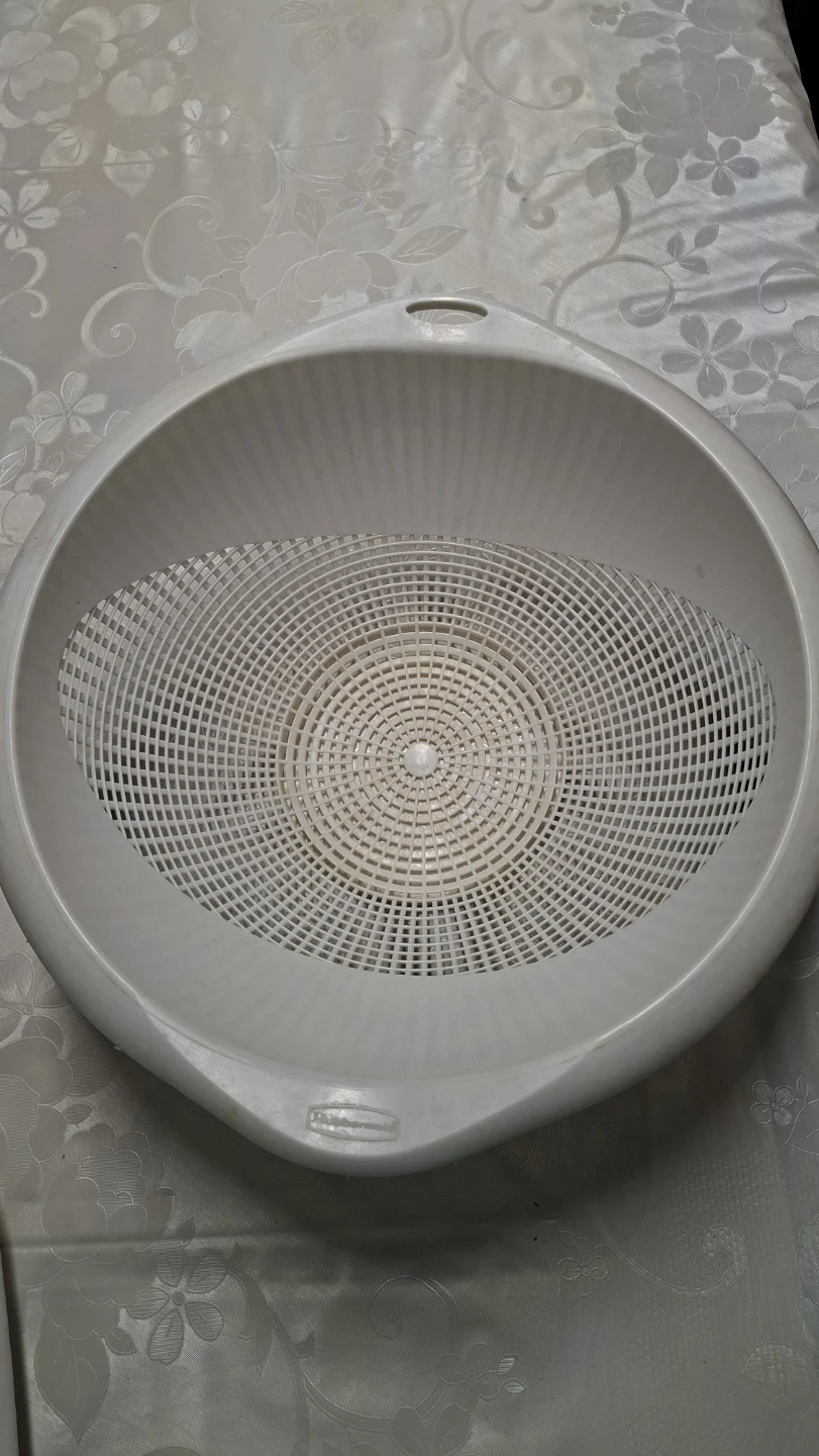 Rubbermaid Colander
