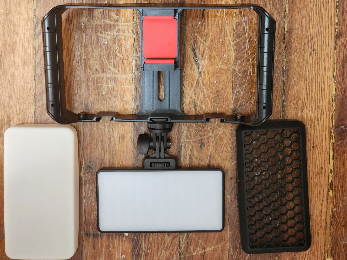 Ulanzi VLOG LED Light Kit with Accessories - photo 3