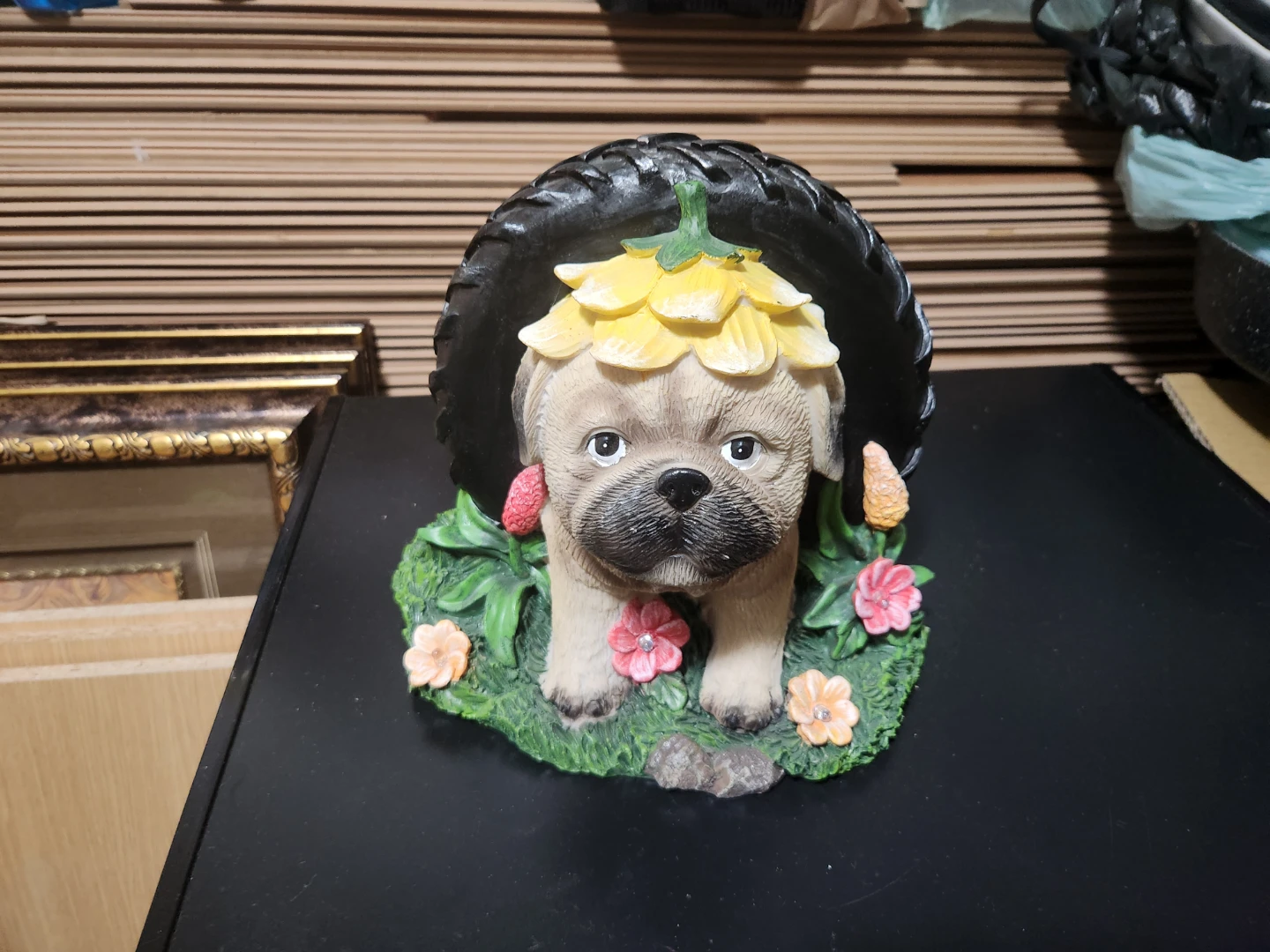 Brand new Solar Powered Pug Garden Statue with Light-Up Flowers - photo 3