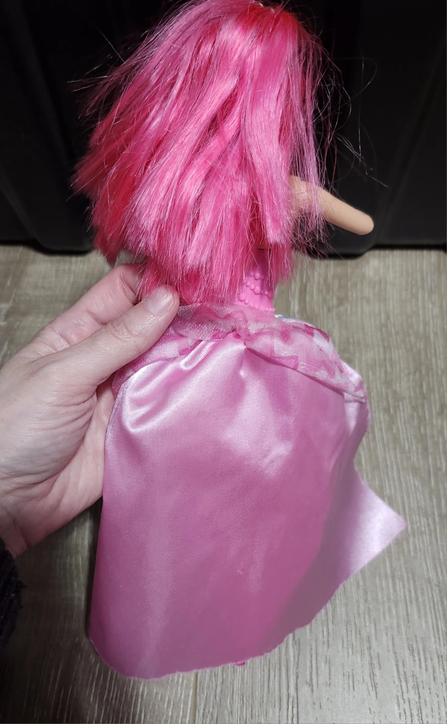 $10 barbie doll - photo 2