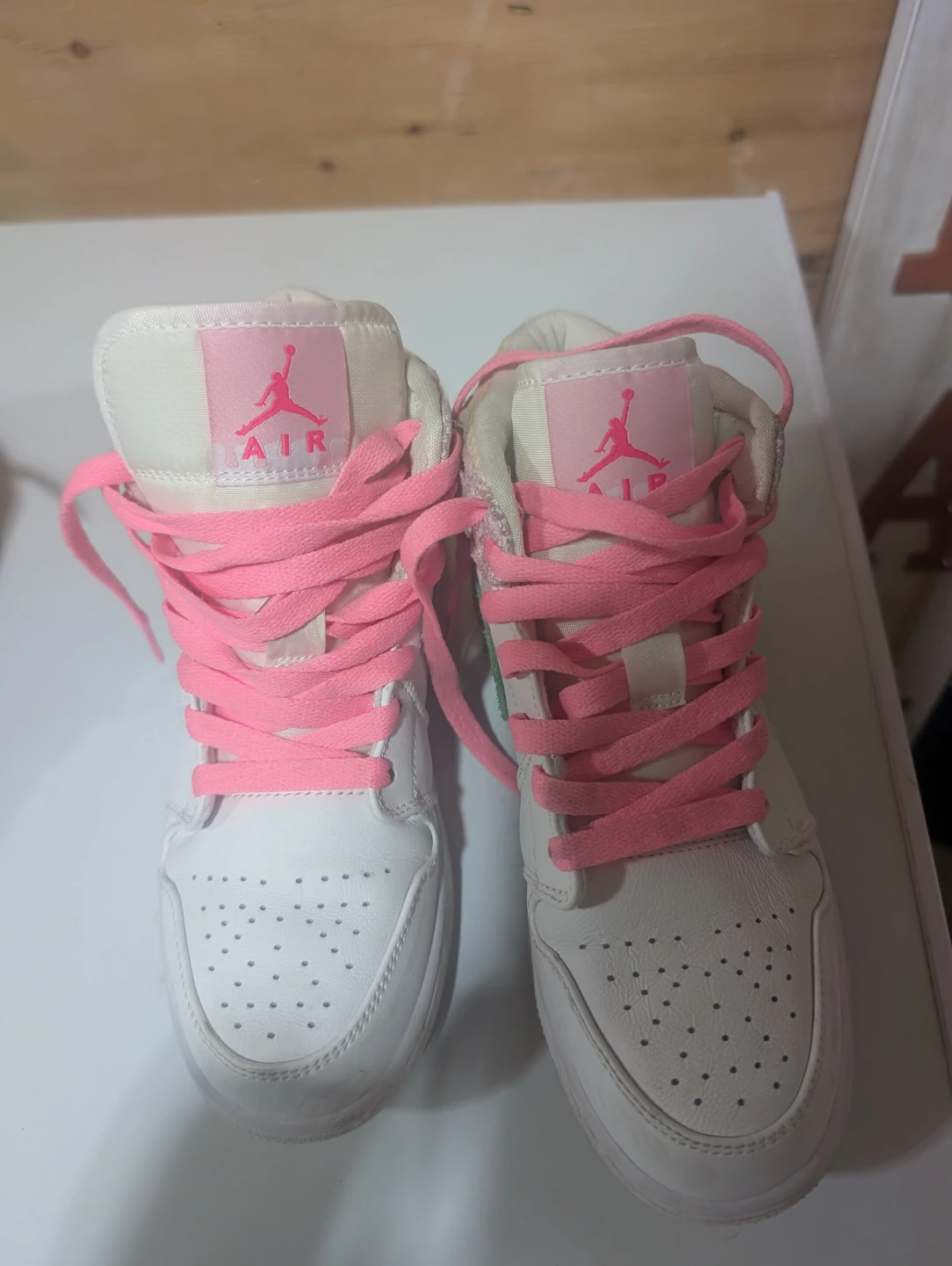 Air Jordan 1 Mid SE "Paint Drip / Ice Cream" GS – Youth Size 4