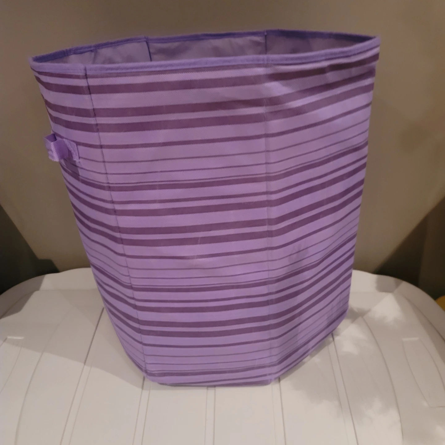 Collapsible Laundry Hamper