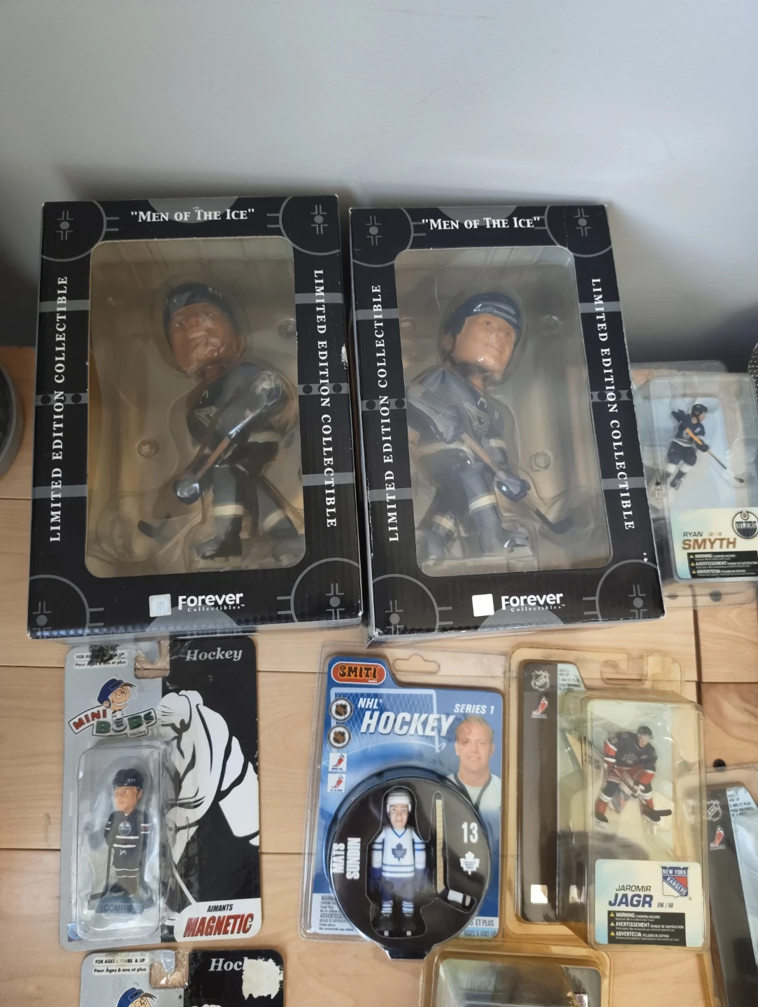 NHL Hockey Collectible Figures Lot - photo 3
