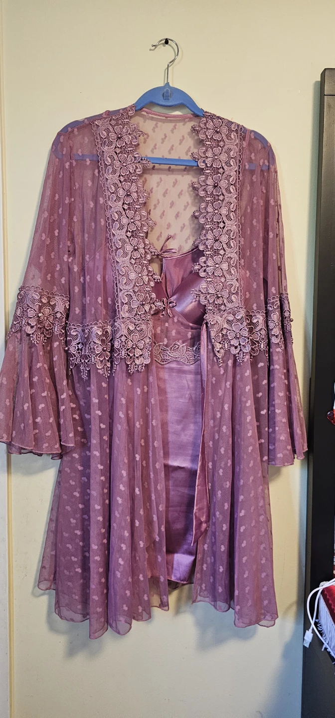 Purple Lace Heart Pattern Nightgown and Robe Set