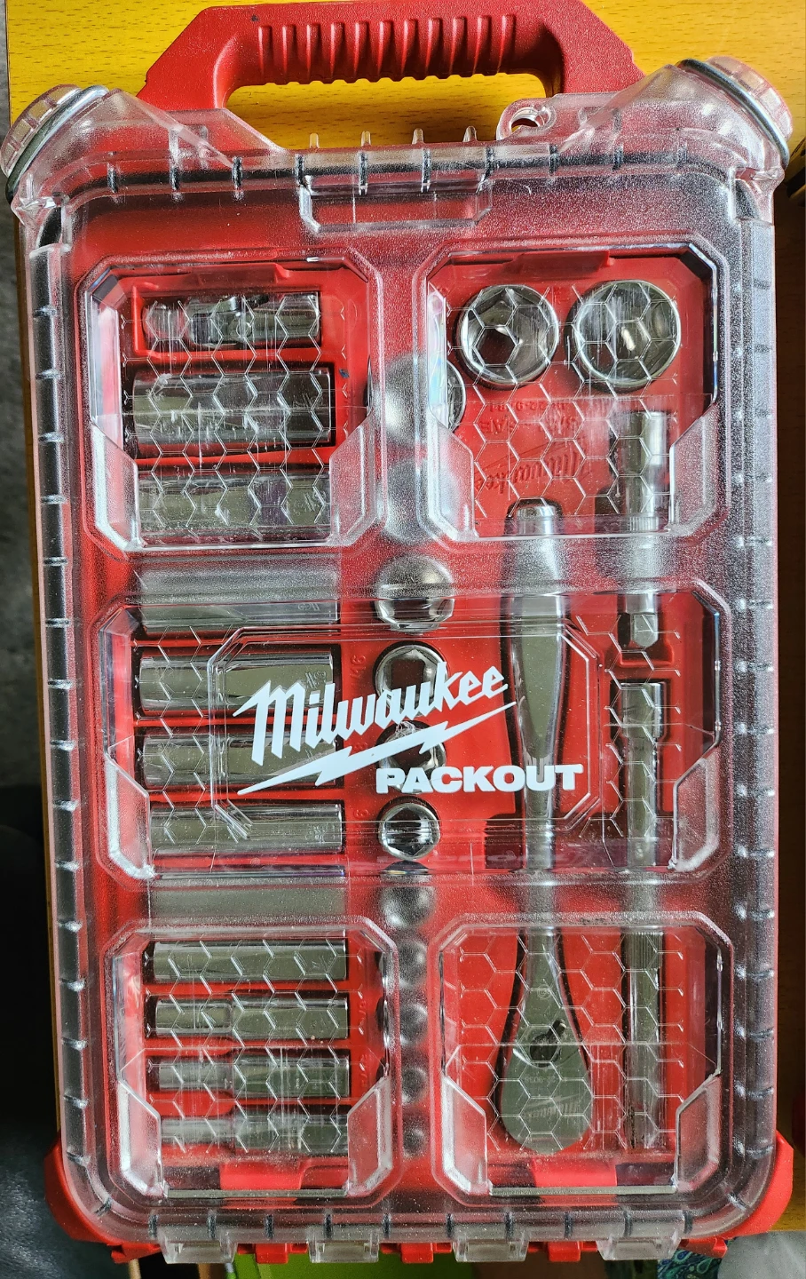 Milwaukee PACKOUT 3/8" SAE Socket Set