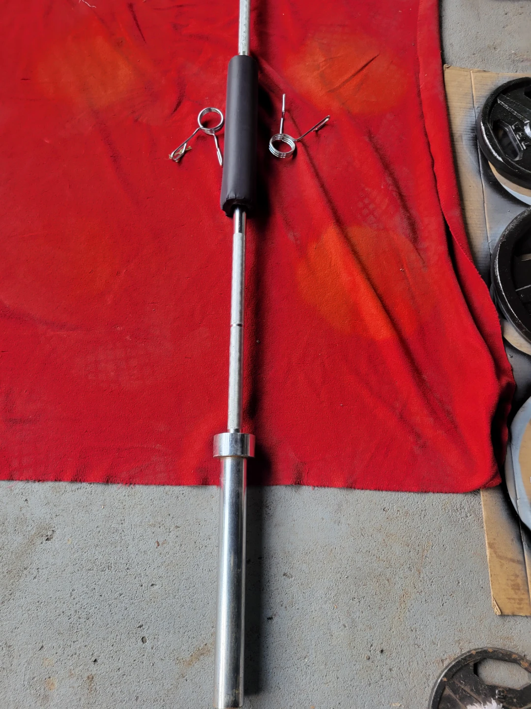 OLYMPIC 7' BAR.   45LBs WITH CLIPS AND NECK PAD - photo 3
