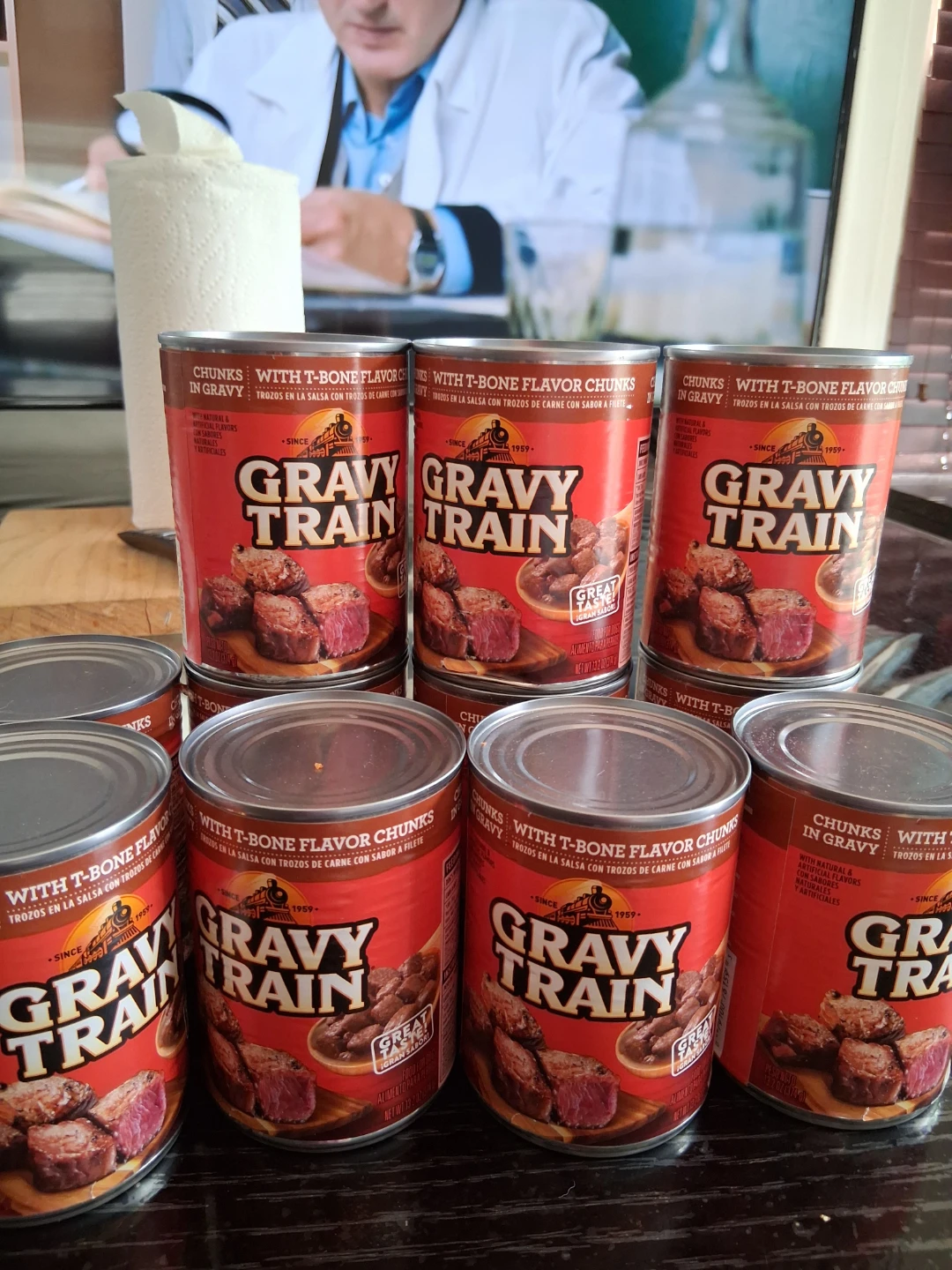 11 cans Gravy Train Chunks with T-Bone Flavor Gravy (8 cans) - photo 2