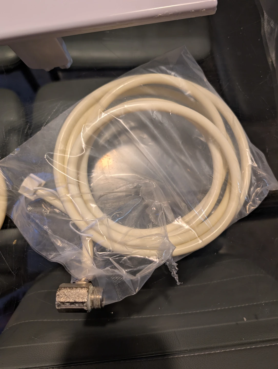LIVING Bidet Toilet Seat Attachment - photo 5