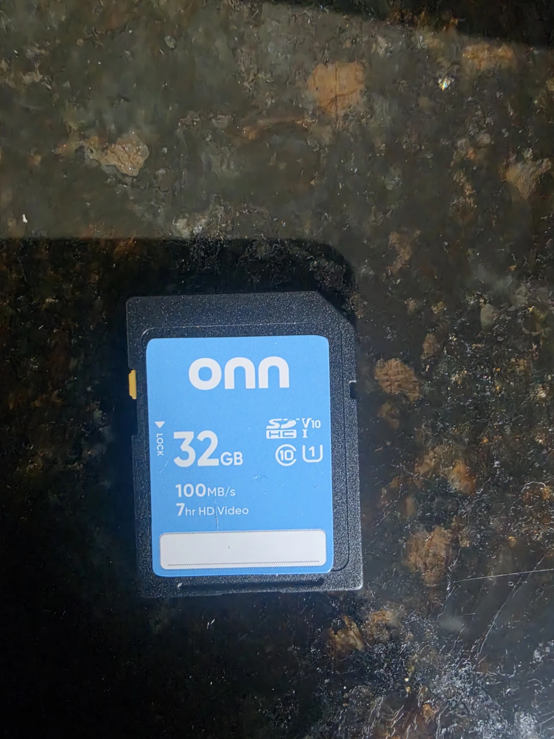 ONN 32GB SDHC Card
