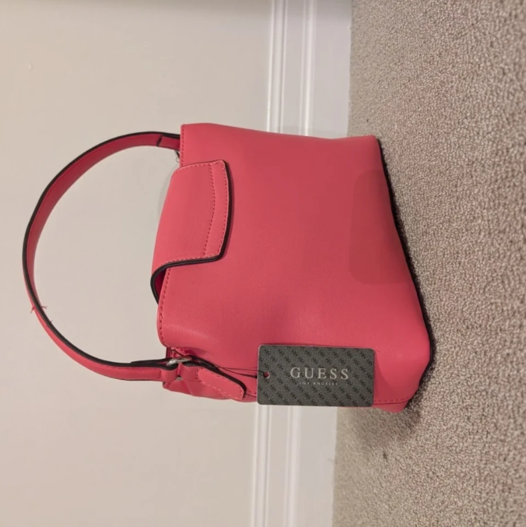 Guess Quilted Shoulder Bag | Brand New - photo 2