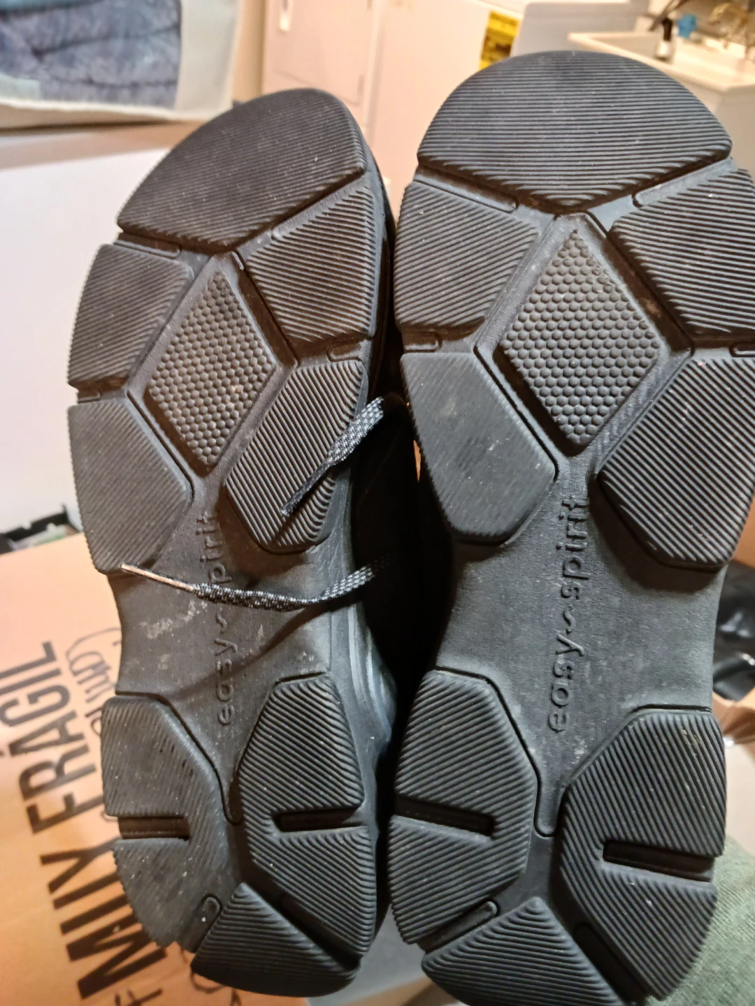 Easy Spirit Black Athletic Shoes - photo 3