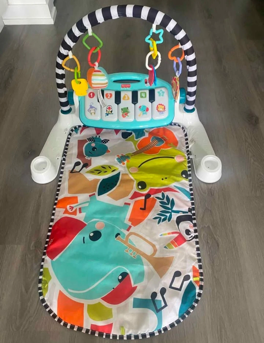 Fisher-Price Deluxe Kick & Play Piano Gym