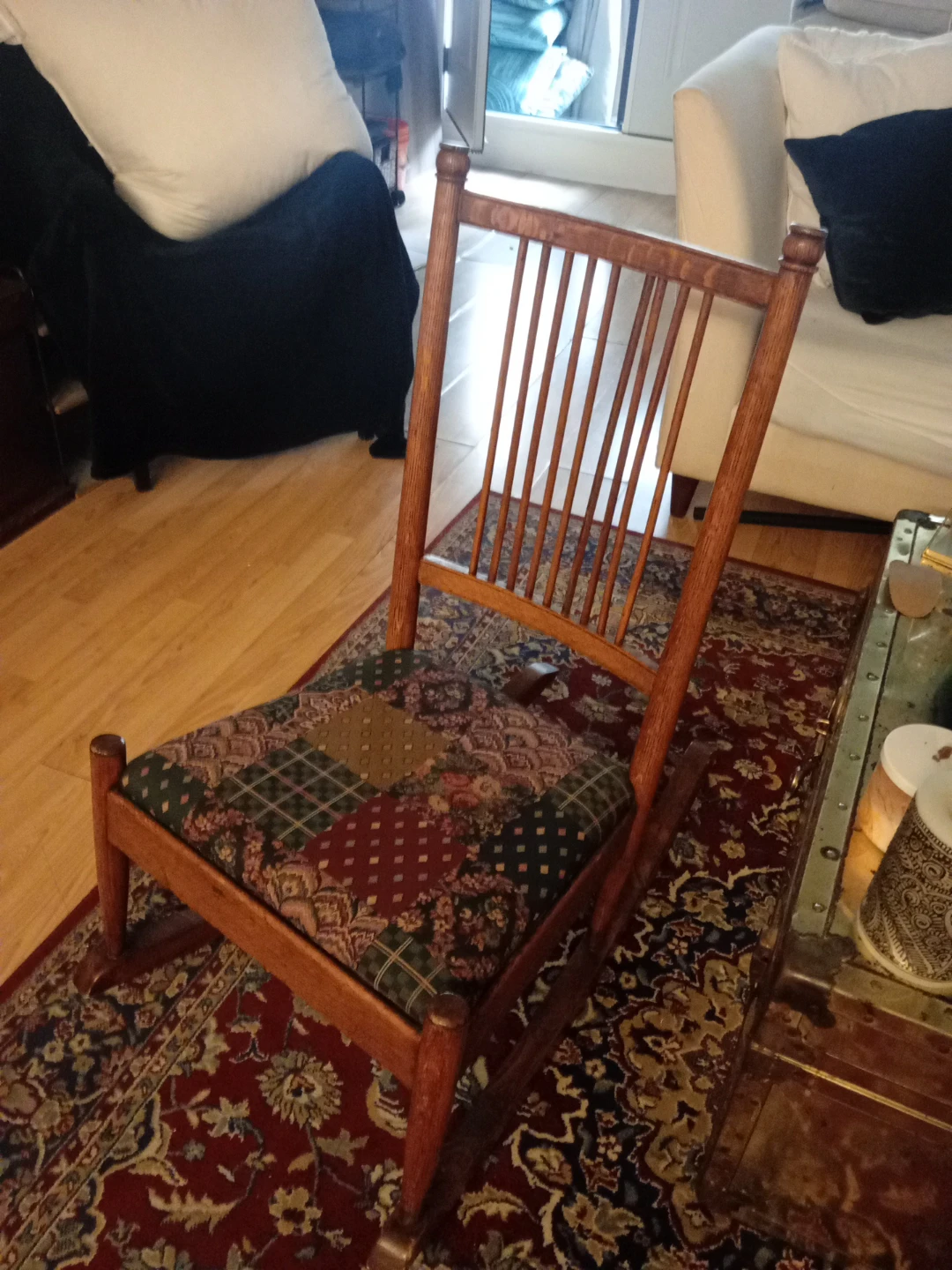Wooden Rocking Chair with Quilted Seat - photo 2