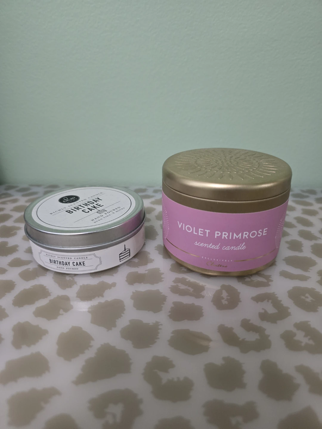 2 Scented Candles - photo 2