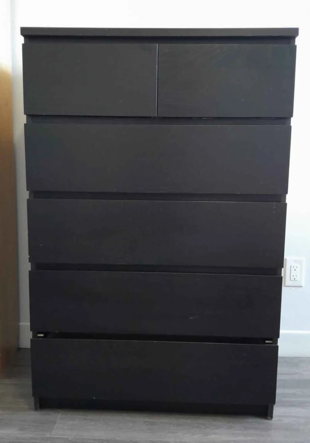 Black 6-Drawer Dresser