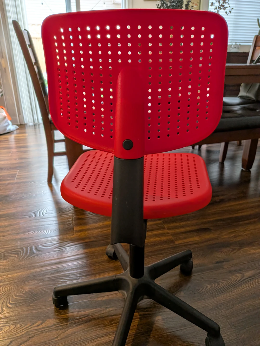 Red adjustable Computer chair - photo 2