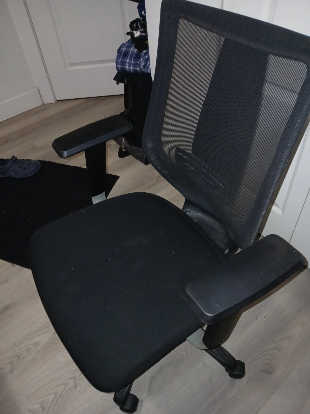 Ergonomic Mesh Office Chair