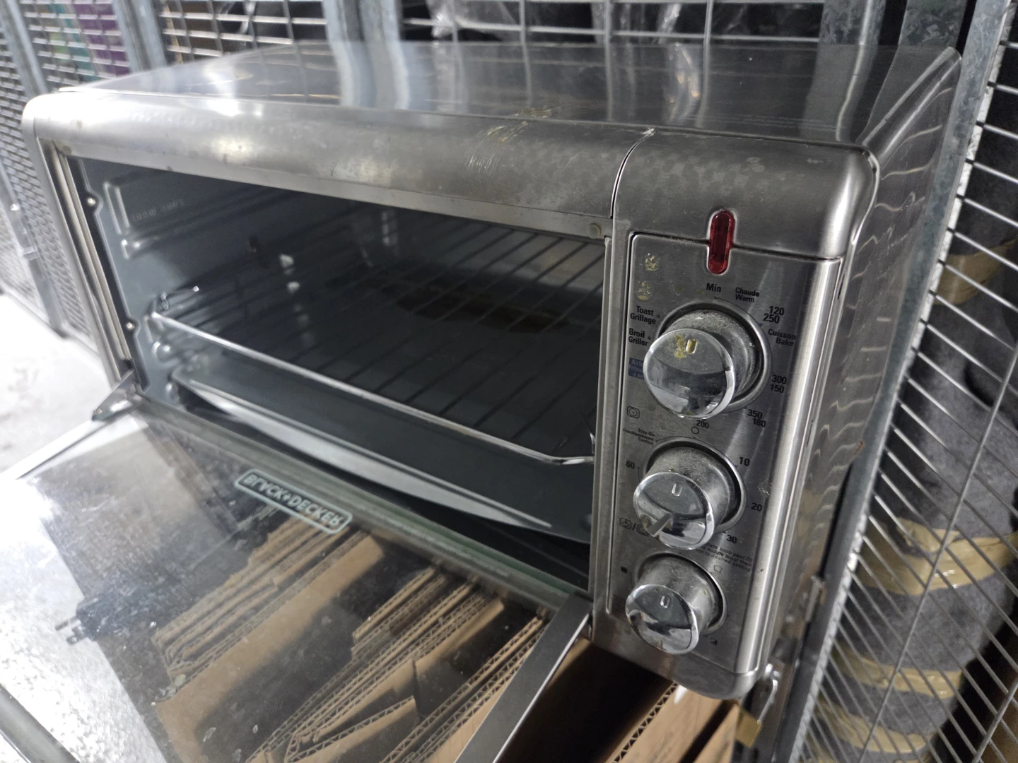 Black+Decker Toaster Oven - photo 2