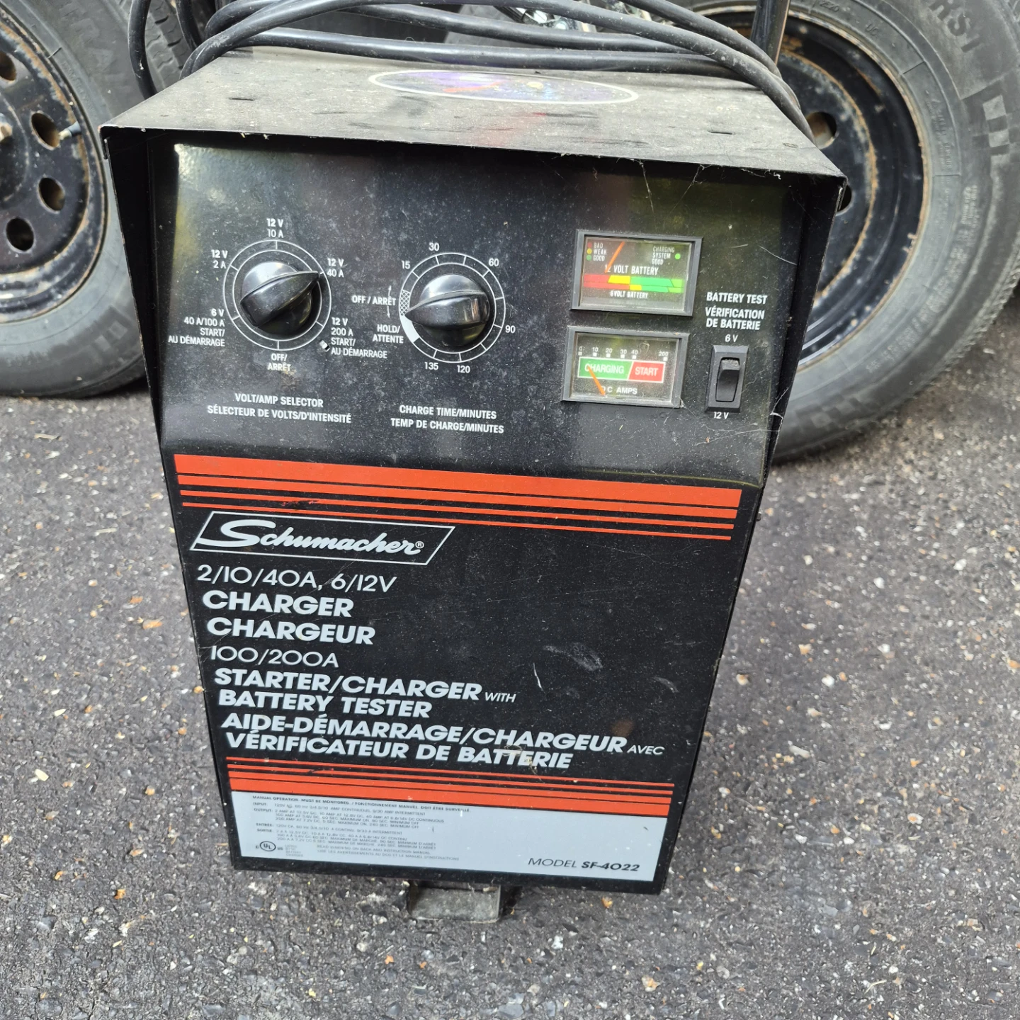Used Schumacher 2/10/40A, 6/12V Battery Charger/Starter