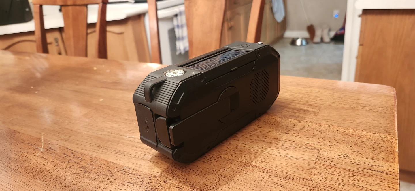 Libovgogo Emergency Radio with Solar Panel - photo 3