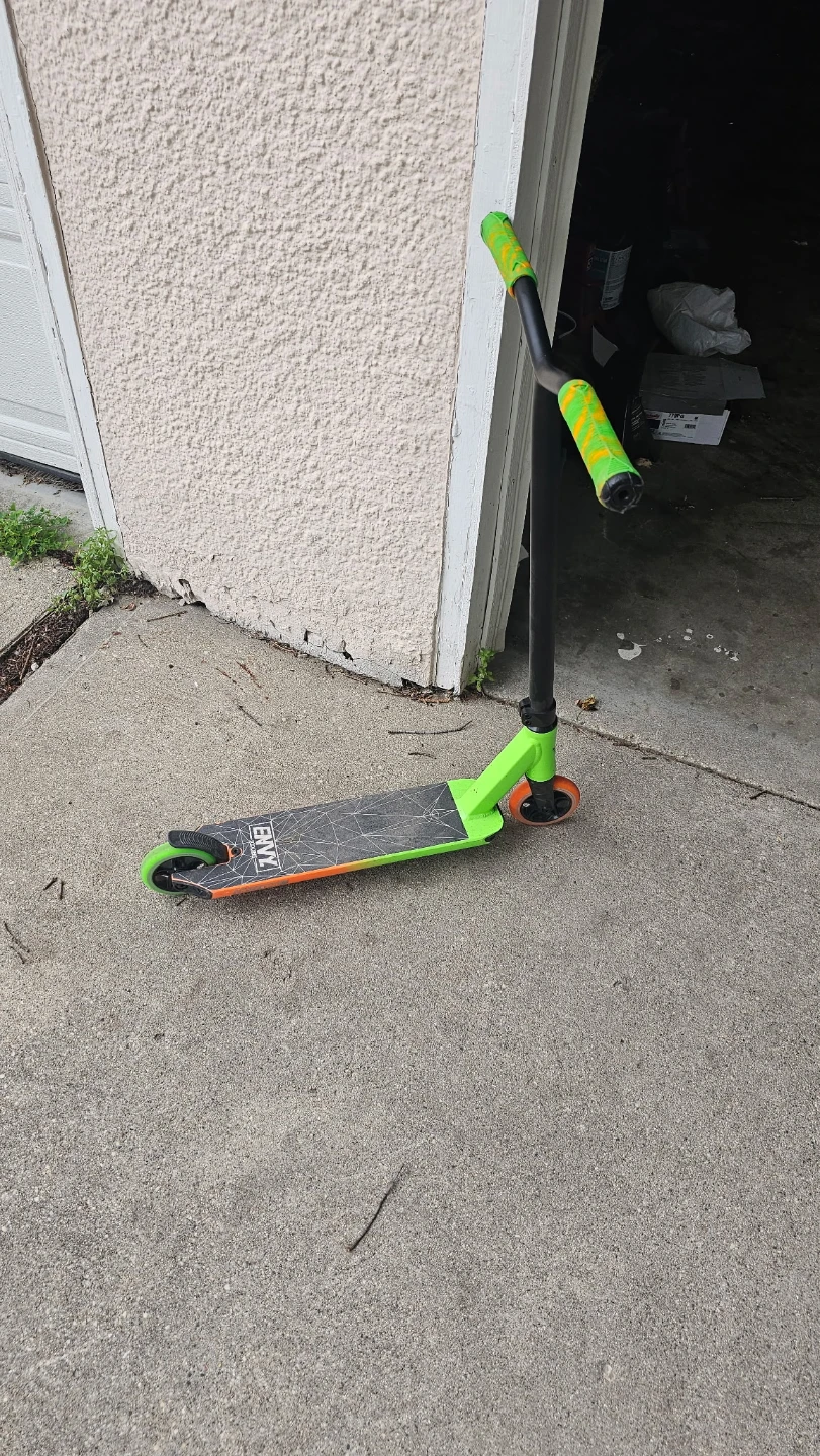 Envy Prodigy NES Scooter - photo 2