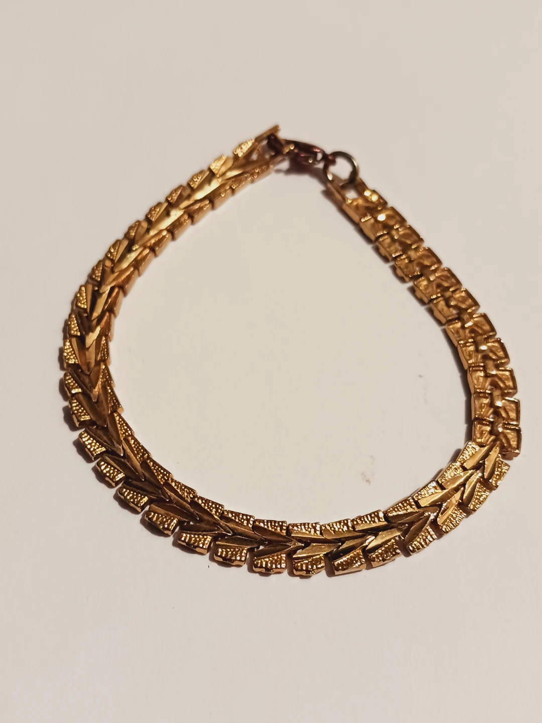Beautiful  Classic Vintage Gold Tone Bracelet - photo 2