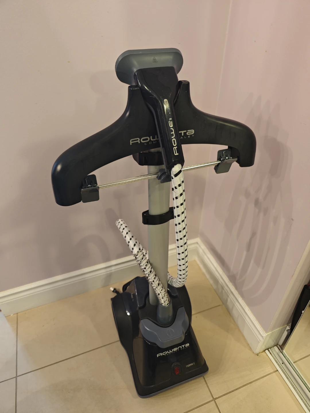 Rowenta Garment Steamer with Integrated Hanger