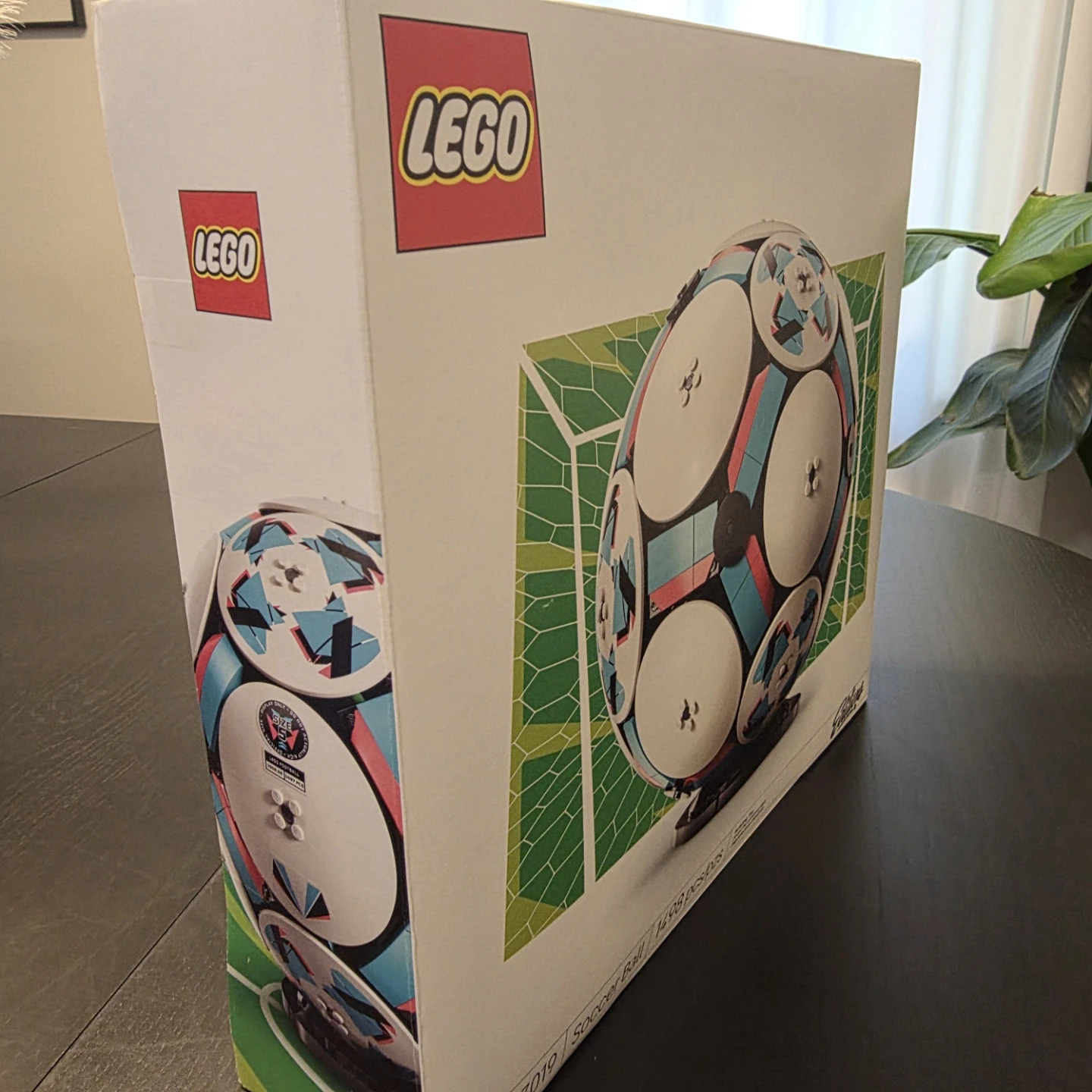LEGO 43019 Soccer Ball Building Set - photo 2