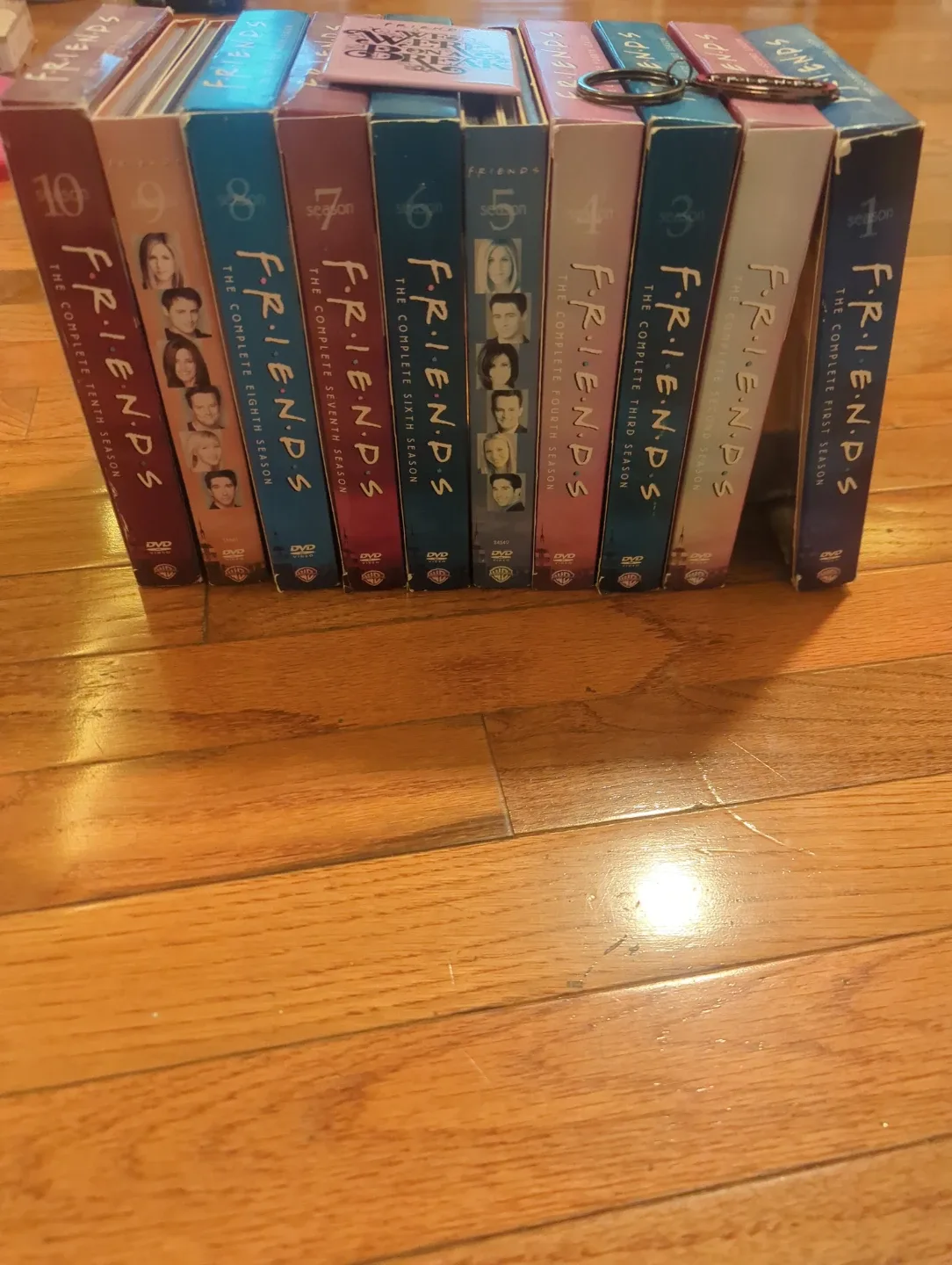 SOLD - Friends: The Complete Seasons 1-10 DVD Set - photo 2