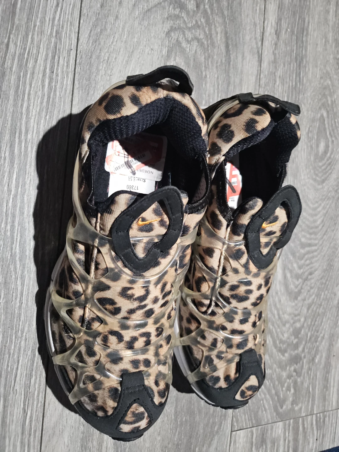 Nike Air Presto Leopard Print Sneakers Size 6.5 - photo 2