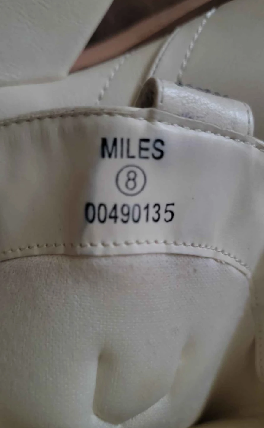 White Embellished Cowboy Boots Size 8 - photo 2