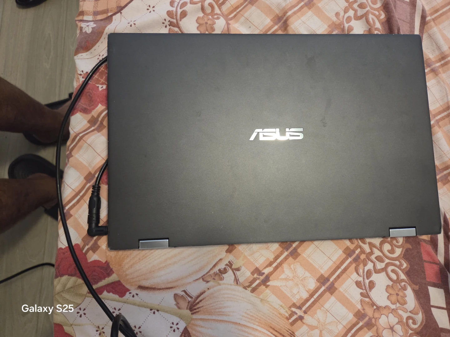 ASUS Laptop with Charger - photo 2