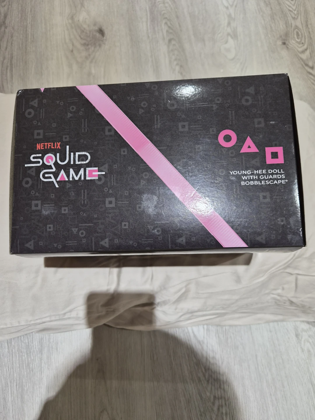 Netflix Squid Game Young-Hee Doll with Guards Bobblehead - photo 3