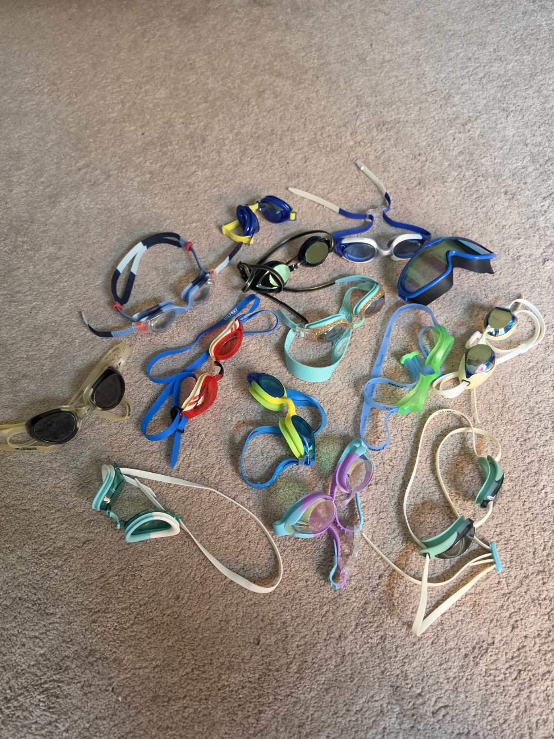Kids Swimming Goggles and Fins. $10 for all - photo 2