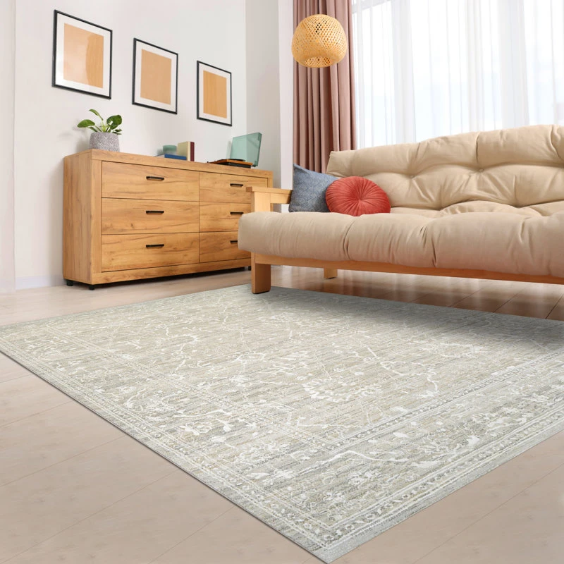 Area Rug 5'3" x 7'6"