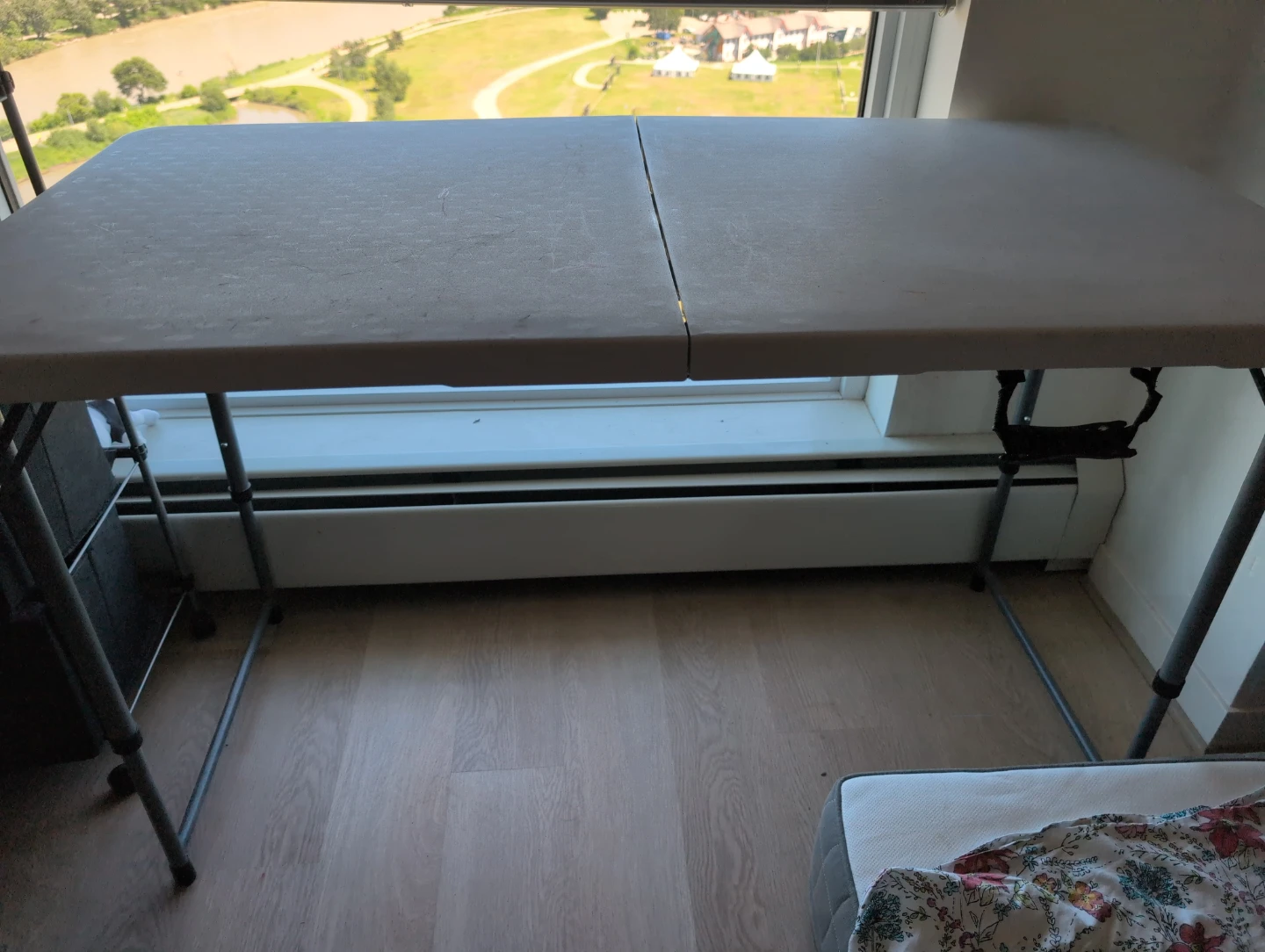 Folding Table