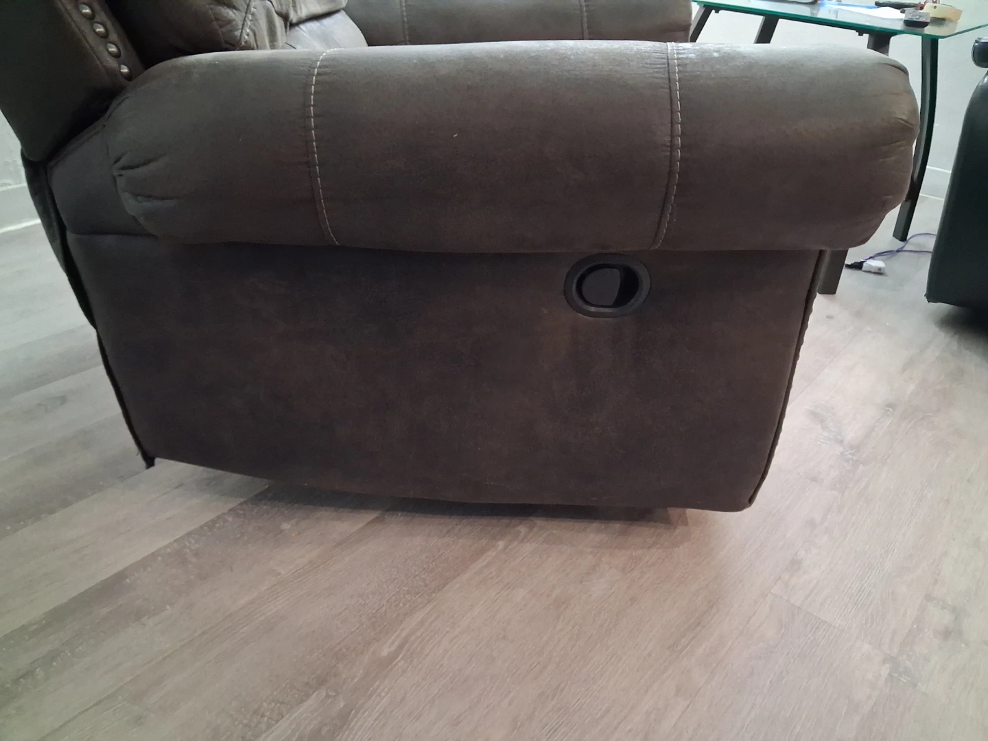 Brown Recliner Chair - photo 5
